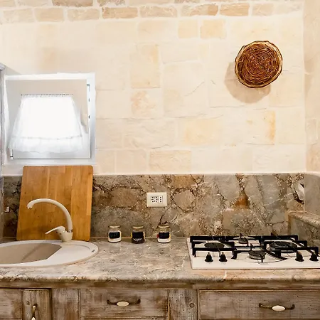 Holiday home Il Capriccio Della Valle D'itria - Trullo Con Piscina Privata *