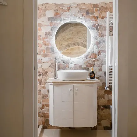 Дом отдыха Il Capriccio Della Valle D'itria - Trullo Con Piscina Privata
